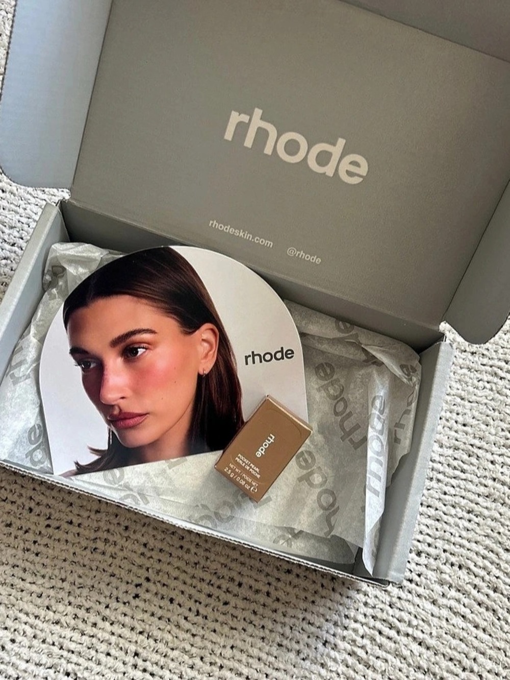 Rhode Pocket Pearl Blush Shimmery Flush - Monet